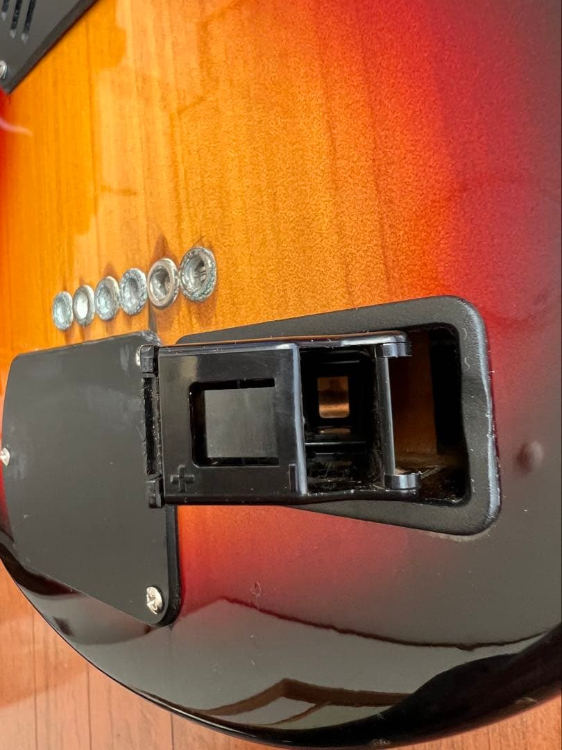 マリンライダー整備済コーラス付アンプ内蔵エレキギターミディアム