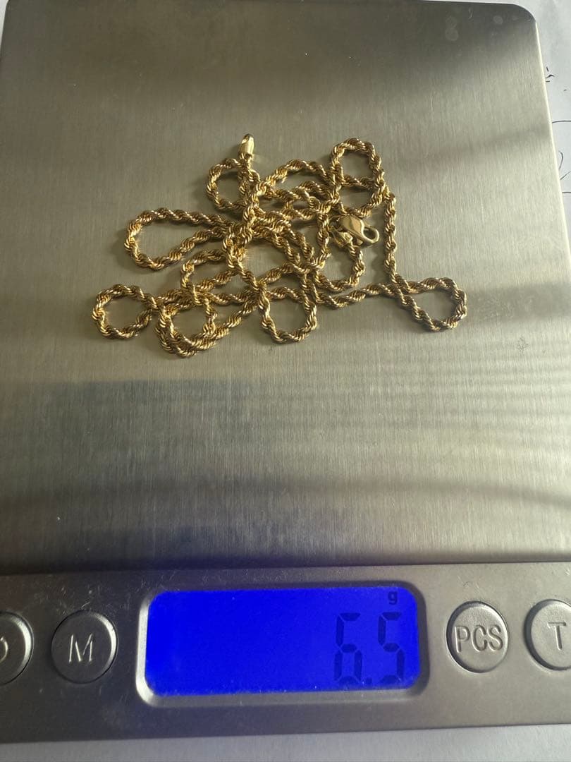 10k ツイスト　チェーンネックレス 6.5g アバランチ　約50cm