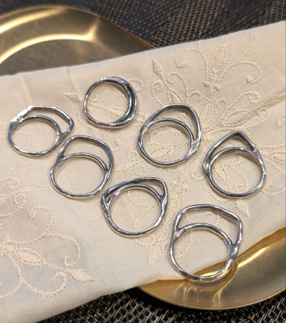 IOSSELLIANI イオッセリアーニ 8連リング パズルリング（7本のみ）