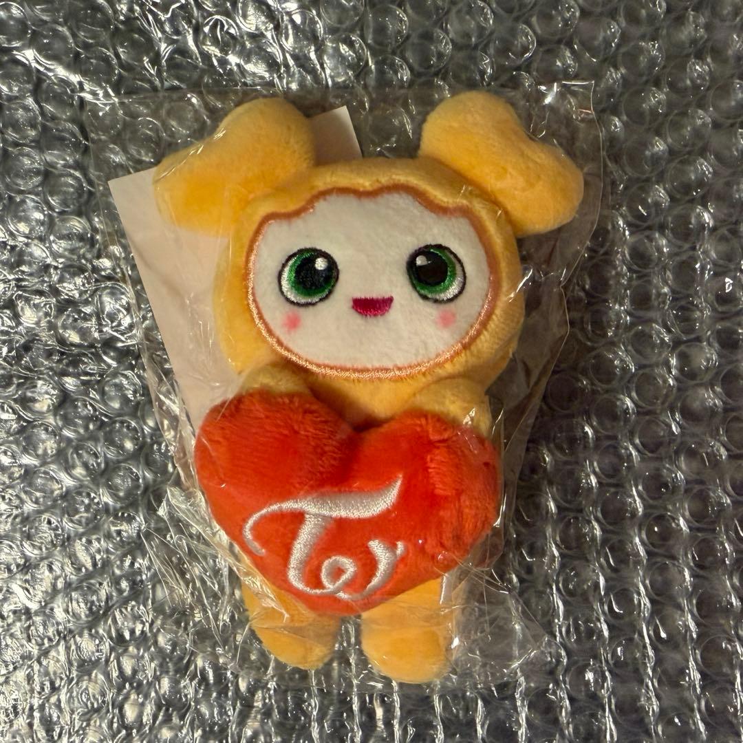 TWICE ひっかけチャーム ジヒョ - メルカリ