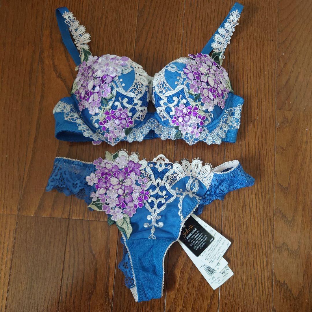 Wacoal　Saluteサルート　 ブラジャーショーツセット D65/M ワコール サルート salute ブラ&ショーツ2枚 セット D65｜Yahoo!フリマ