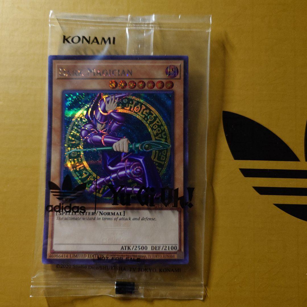 遊戯王　ブラック・マジシャン　シークレットレア　adidasコラボ　英語