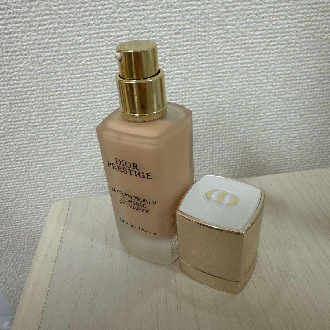 Dior プレステージ ホワイト ル プロテクター UV ルミエールBB01