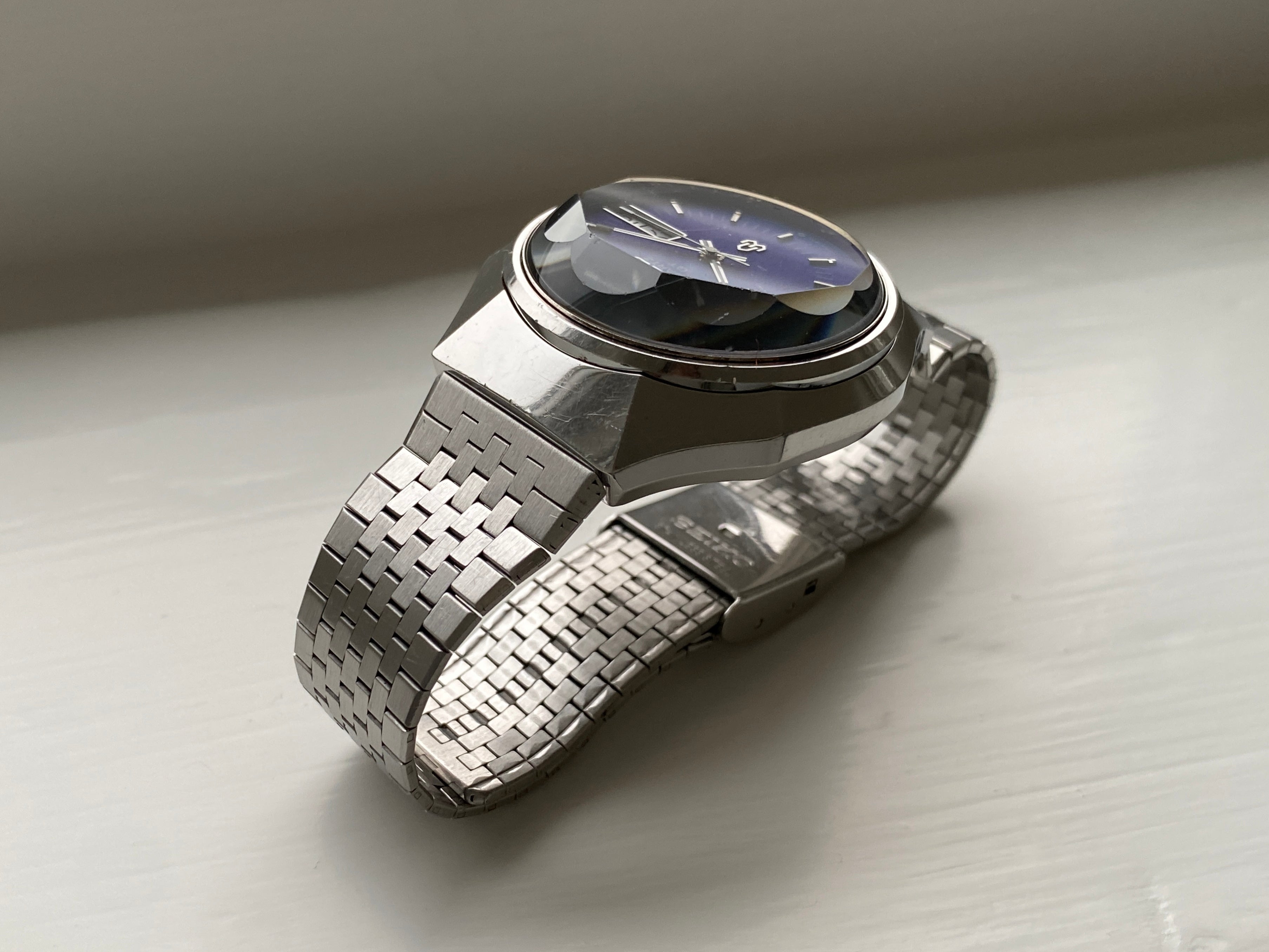 Seiko QT 3803-7080 Baby Morpho – Studio Tokei